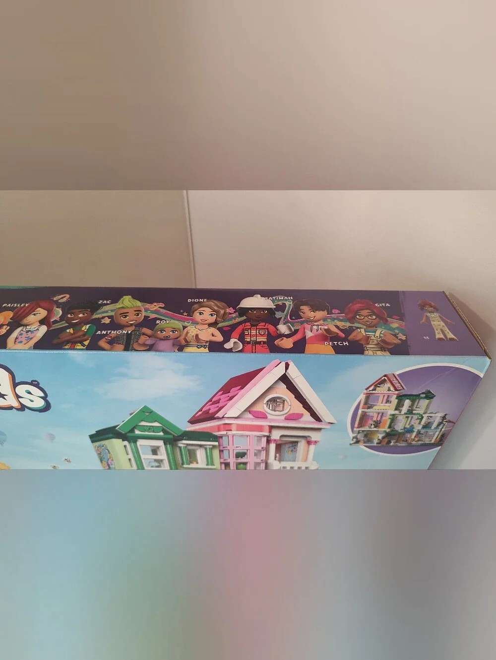 Lego Friends 42670 Heartlake City Apartments and Stores NWT Building Toy Set
